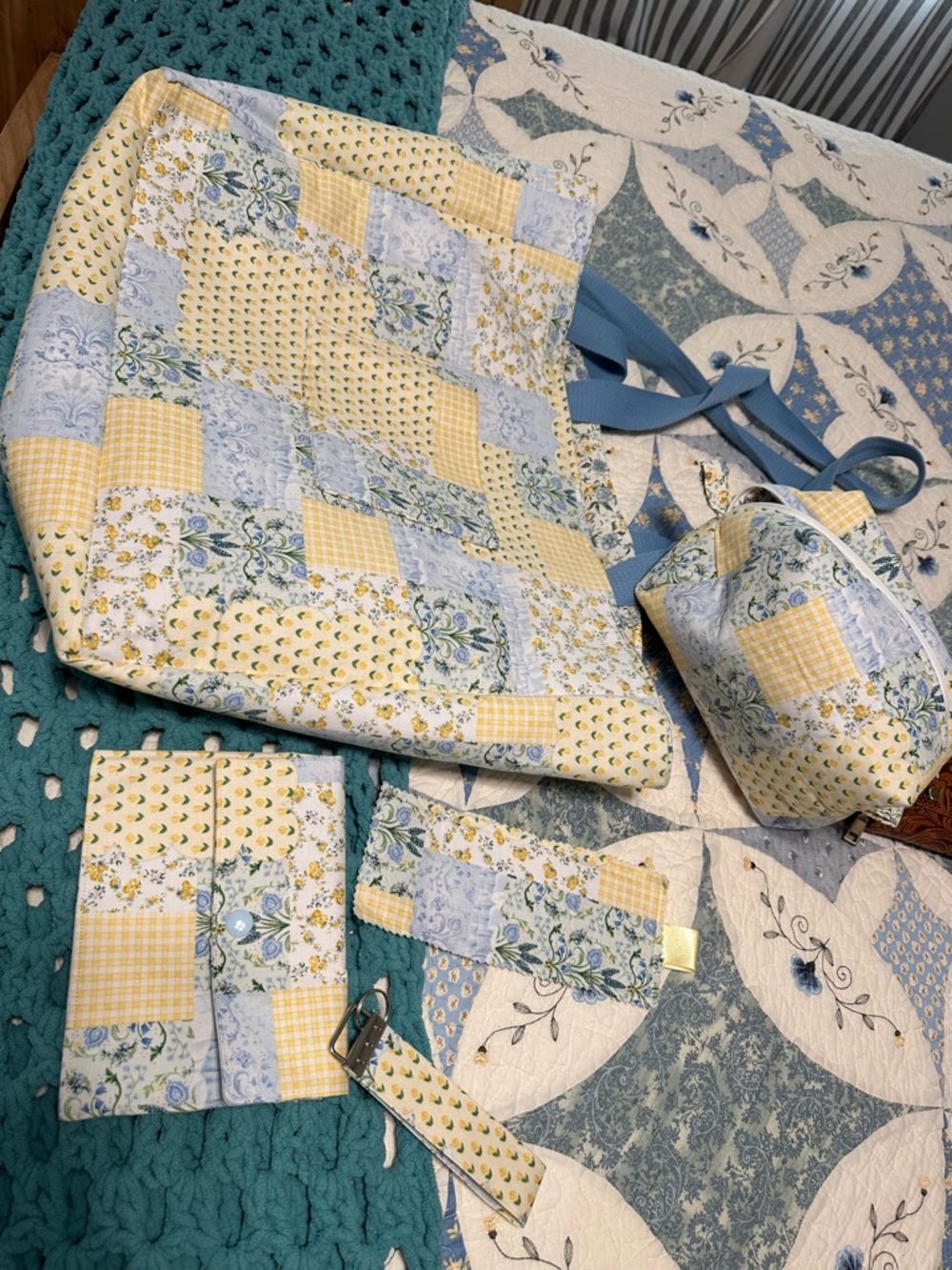 Quilted Patchwork Tote Set in Yellow & Light Blue